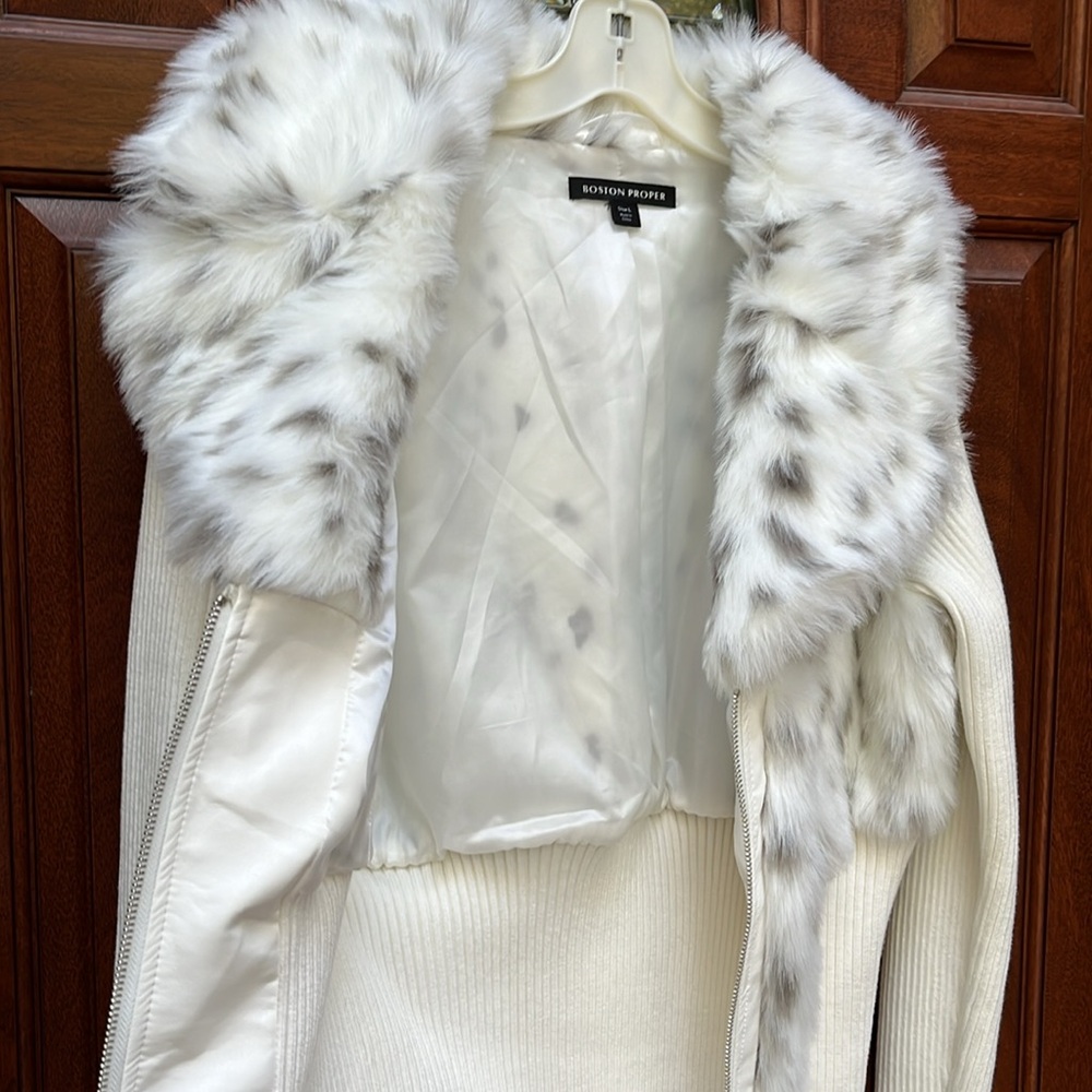 Boston Proper Snow Leopard Faux Fur Cardigan Sweater Sz L - Picture 13 of 17